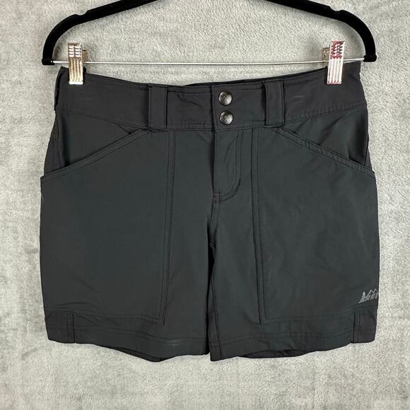 REI Shorts Womens 4 Black Nylon Stretch Pockets Outdoor Hiking Camping Nature - Picture 1 of 13